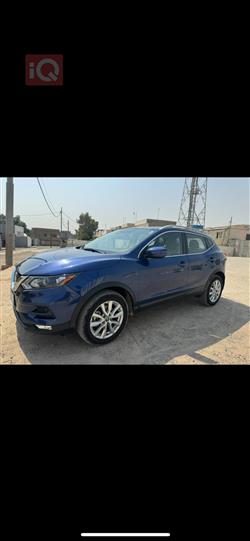 نيسان قاشقاي